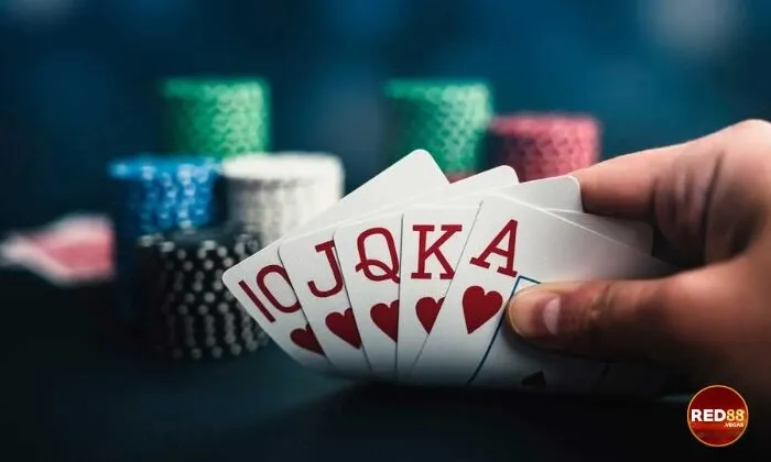 Luật chơi bài Poker tại nhà cái Red88 dễ hiểu